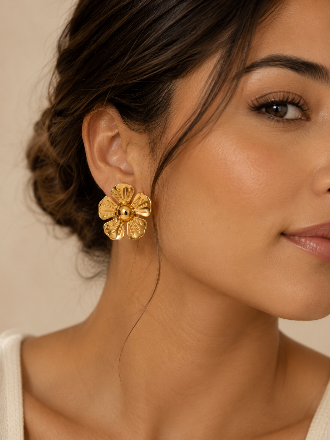 Poppy Stud Earrings