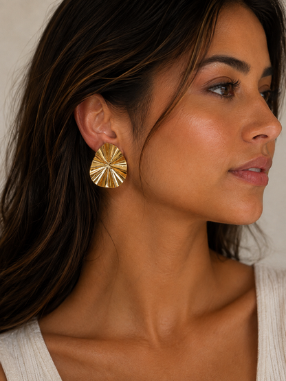 Aurelia Stud Earrings