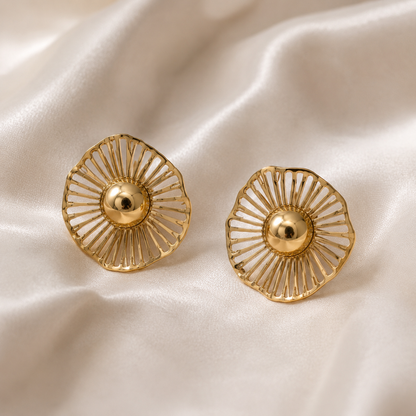 Isla Stud Earrings